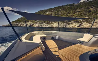 Moana by Frauscher – Private Power Boat Charter in St Tropez