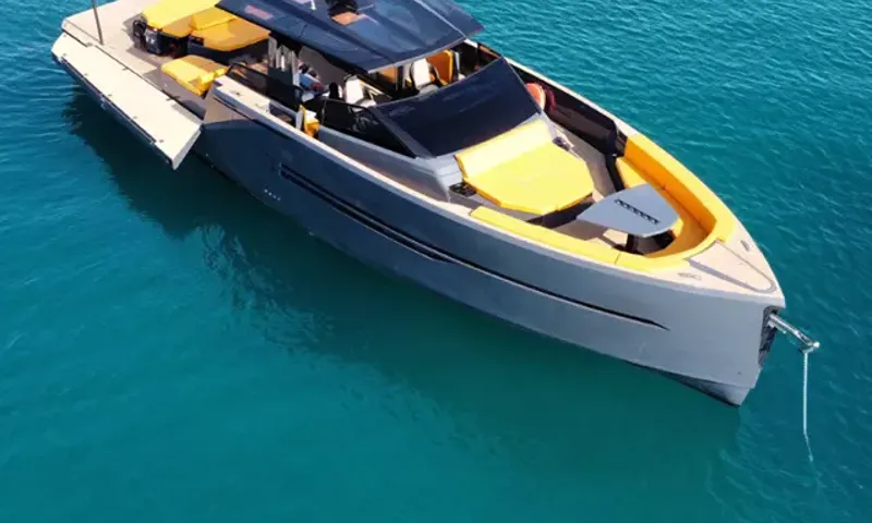 Flying Spur image 1