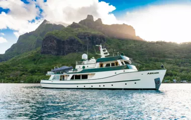 Askari by Sermons – Private Motor Yacht Charter in Bora Bora