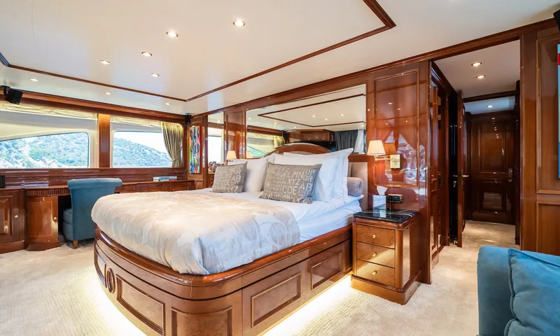 Amadea image 51
