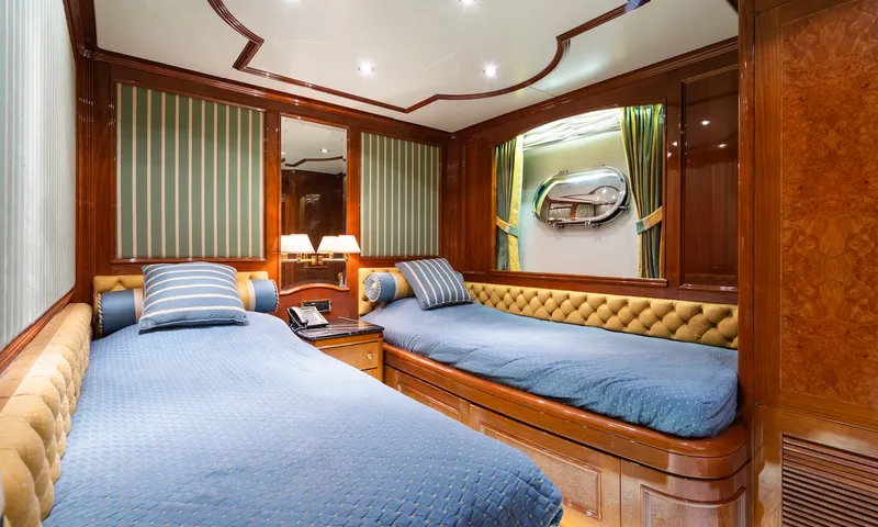 Amadea image 56