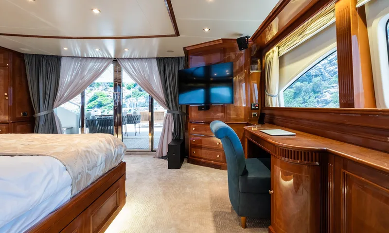 Amadea image 49