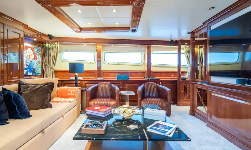 Amadea image 38