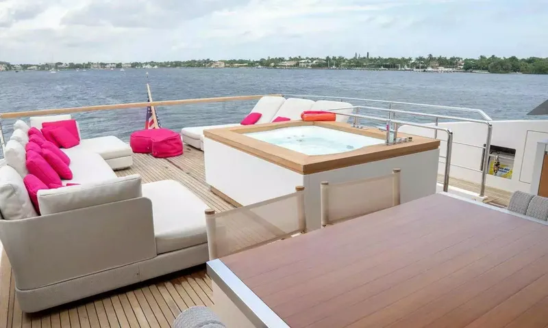 Golden Yacht image 14