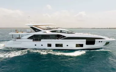 Vesta by Azimut – Private Motor Yacht Charter in Greece