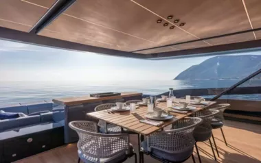 Haze by Extra Yachts – Private Motor Yacht Charter in Amalfi