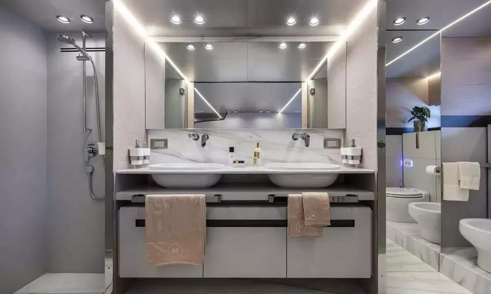 Haze, 2021 Extra Yachts Extra 86, photo 11
