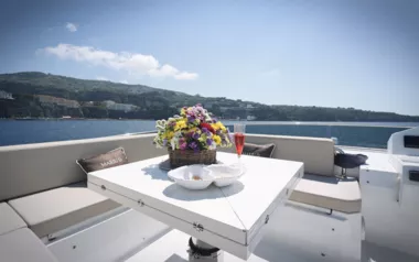 Mariu D by Sundeck Yachts – Private Motor Yacht Charter in Naples