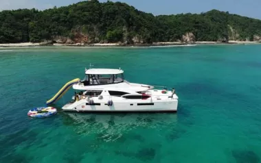 Sanyati by Leopard Catamarans – Private Power Catamaran Charter in Thailand