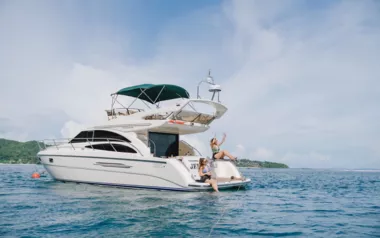 Jelly Bear by Princess – Private Motor Yacht Charter in Thailand