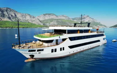 Limitless II by Custom Made – Private Motor Yacht Charter in Fethiye