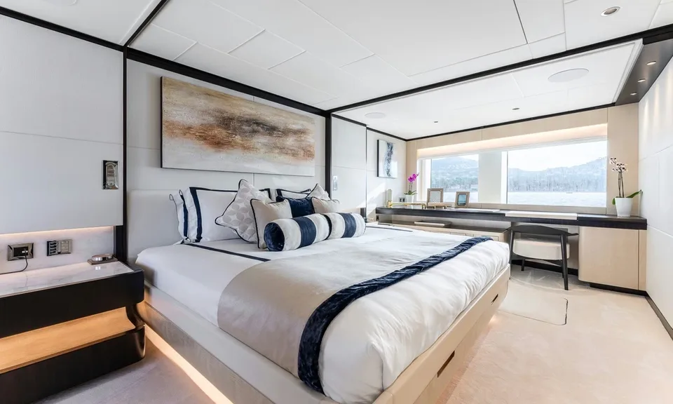 Optimism, 2024 Majesty Yachts Majesty 120, photo 17