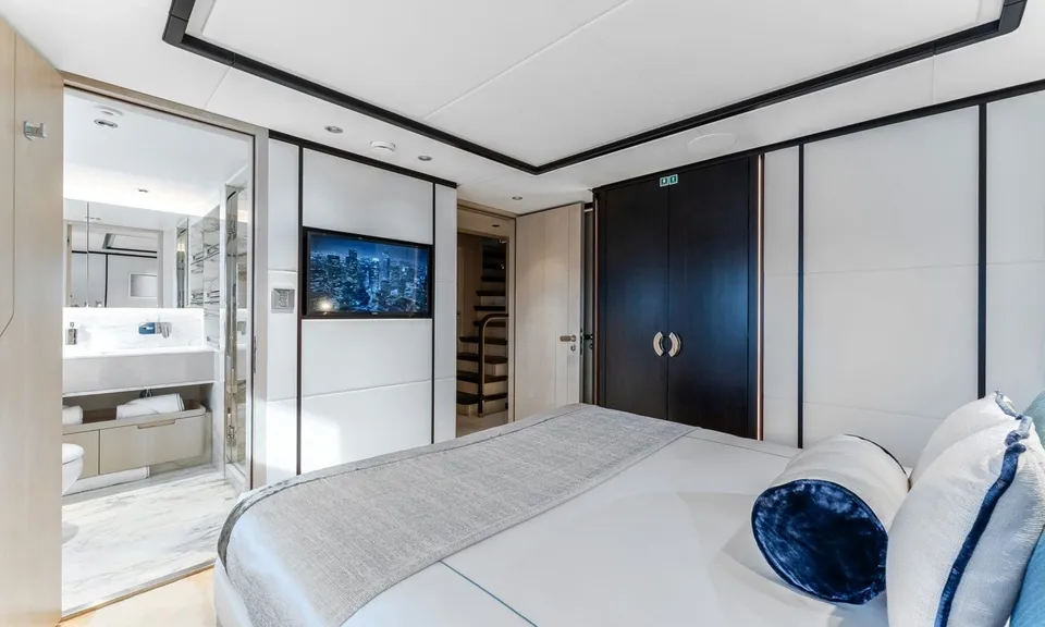 Optimism, 2024 Majesty Yachts Majesty 120, photo 20