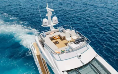 High Maintenance by Azimut – Private Motor Yacht Charter in the USA