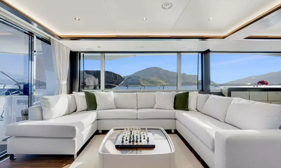 Accidental Success II, 2024 Sunseeker 95 Yacht, photo 4