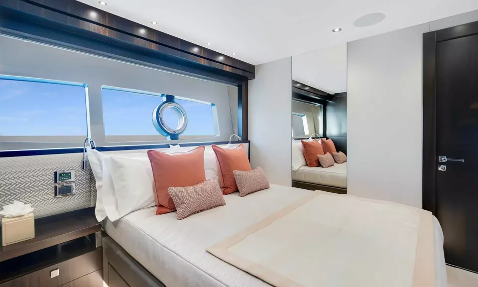 Accidental Success II, 2024 Sunseeker 95 Yacht, photo 12