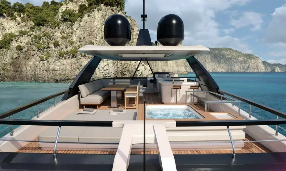 Lady Aga, 2024 Ferretti, photo 3