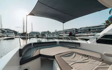 Na-O by Jeanneau – Private Power Boat Charter in Thailand