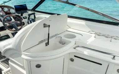 Madam Ho by Sea Ray – Private Power Boat Charter in Phuket