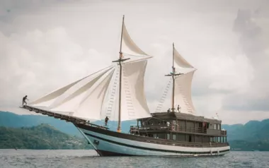 Samsara Samudra by Sulawesi Builders – Private Superyacht Charter in Bali