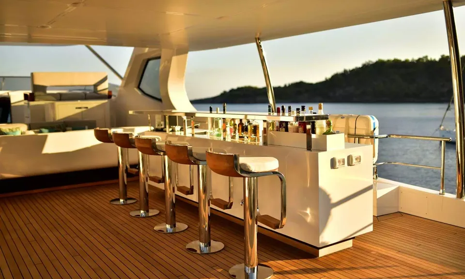 Love T, 2022 Azimut, photo 6
