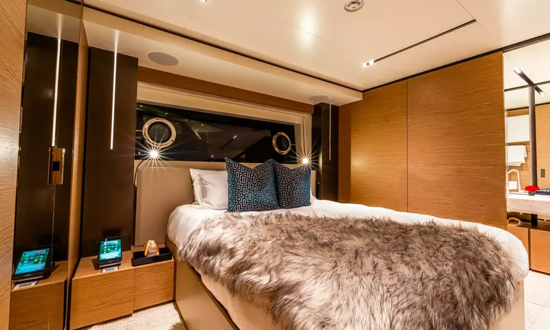 Fifi I image 31