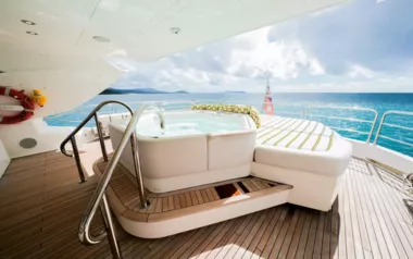 Rascal I by Sunseeker – Private Superyacht Charter in Melbourne