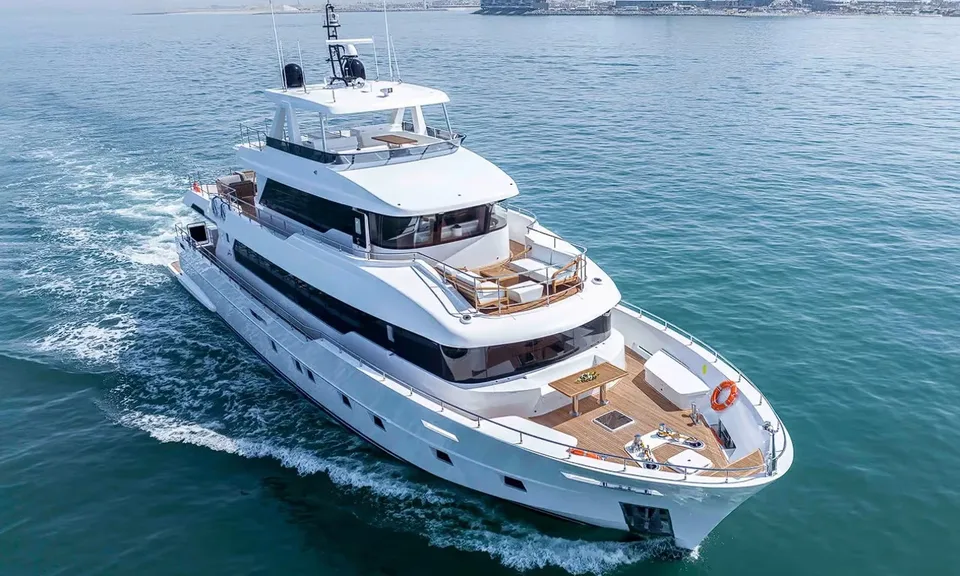 Bluestone, 2023 Majesty Yachts, photo 4
