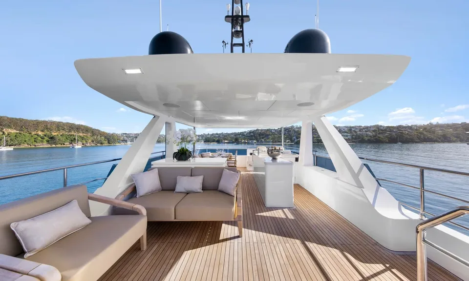 Bluestone, 2023 Majesty Yachts, photo 5