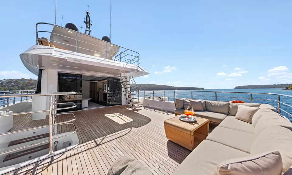 Bluestone, 2023 Majesty Yachts, photo 6