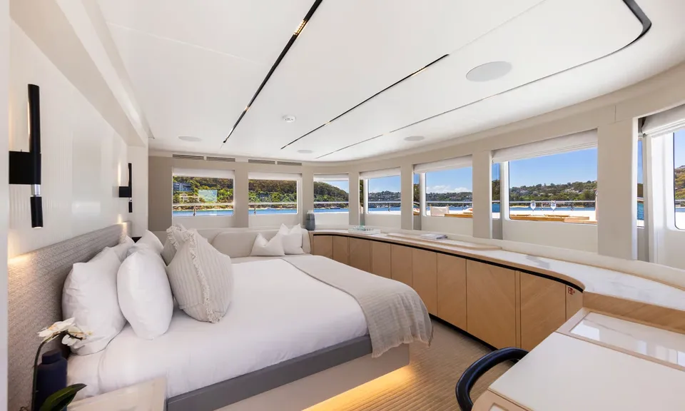 Bluestone, 2023 Majesty Yachts, photo 15