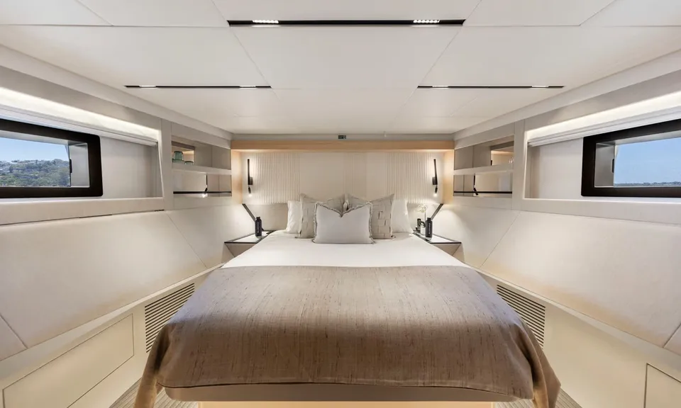 Bluestone, 2023 Majesty Yachts, photo 18