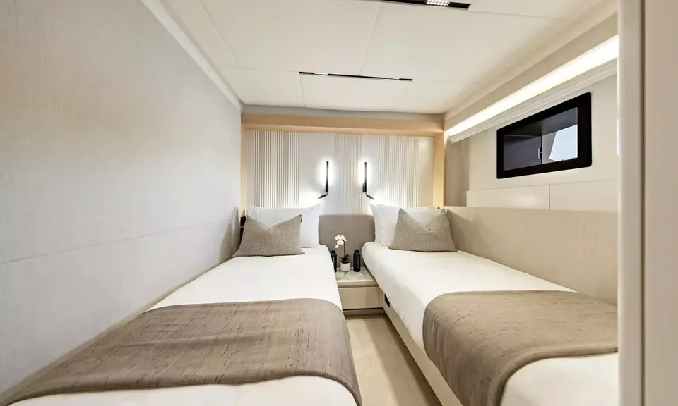 Bluestone, 2023 Majesty Yachts, photo 23