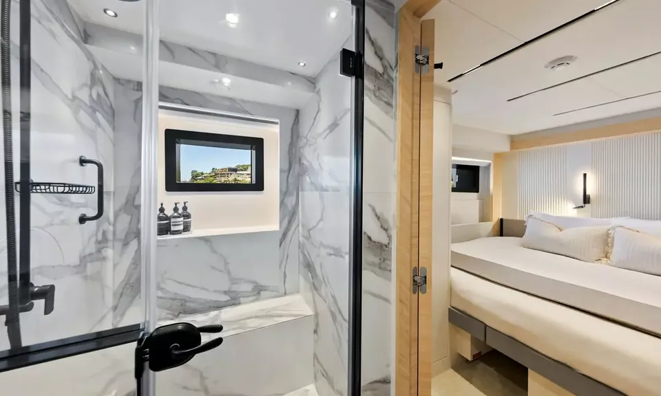 Bluestone, 2023 Majesty Yachts, photo 25