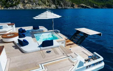 Kings Lair by Benetti – Private Superyacht Charter in the Bahamas
