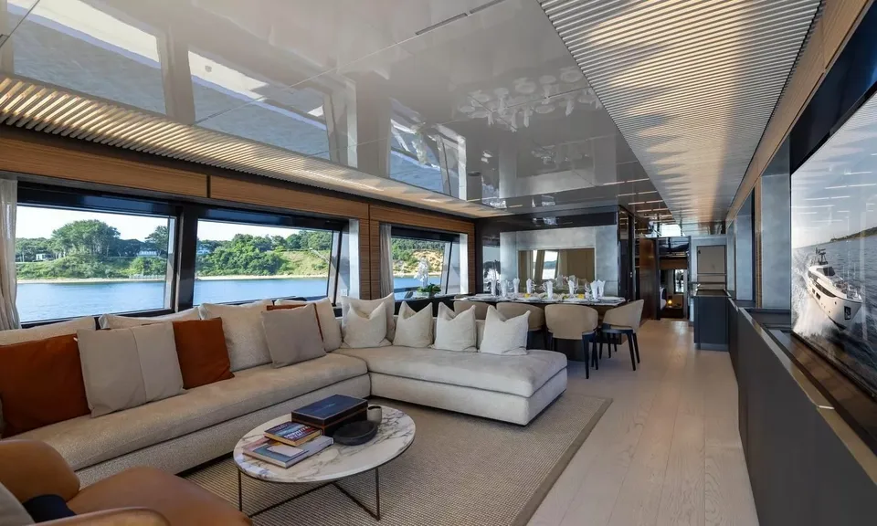 Date Night, 2018 Ferretti 920, photo 3