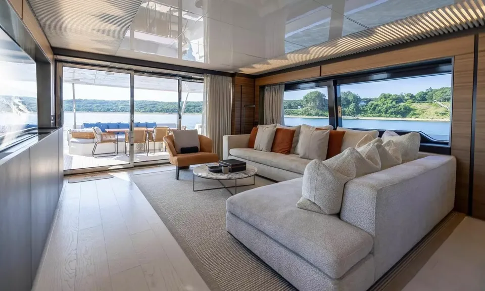 Date Night, 2018 Ferretti 920, photo 4