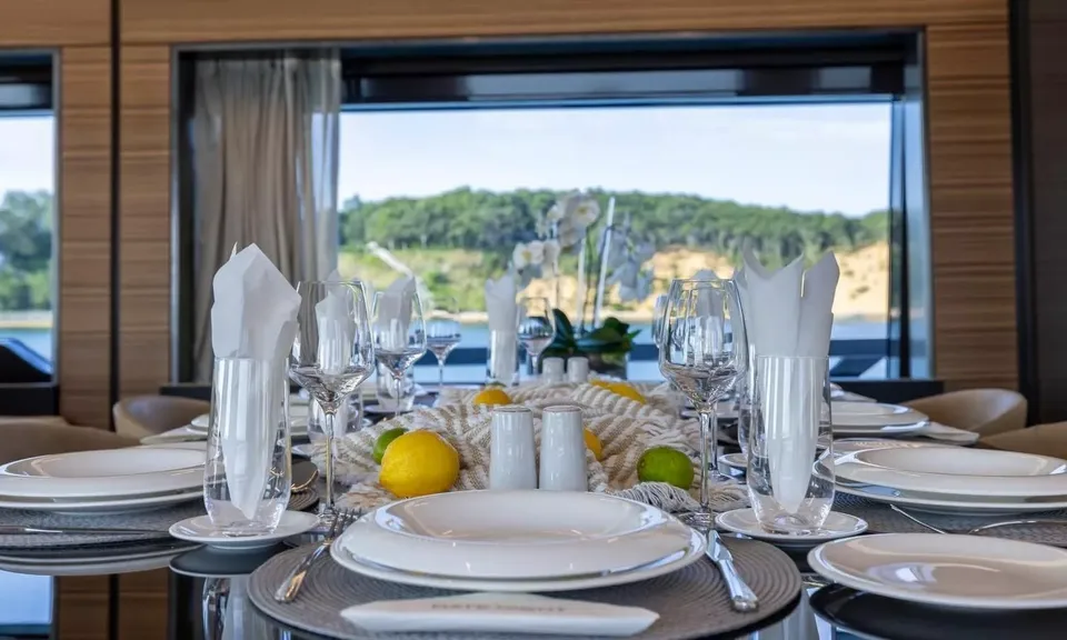 Date Night, 2018 Ferretti 920, photo 8