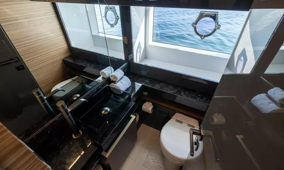 Date Night, 2018 Ferretti 920, photo 17