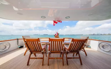 Silver Seas by Burger – Private Superyacht Charter in Harbour Island