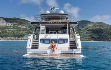 Legend II by Absolute Yachts – Private Motor Yacht Charter in St Tropez