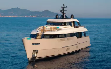 AM by Sanlorenzo – Private Motor Yacht Charter in Sardinia
