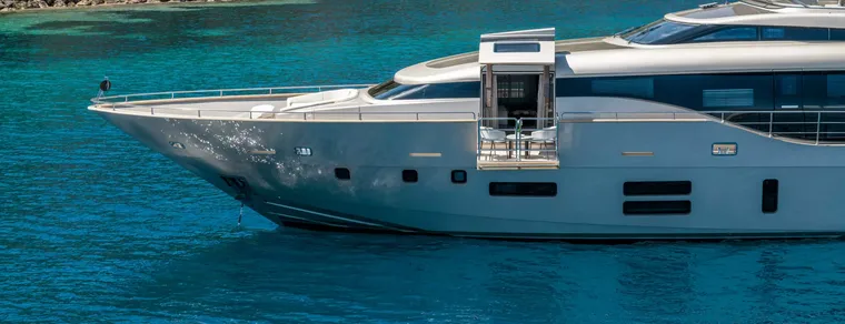 Canados yacht available to charter
