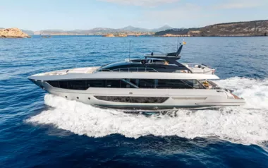 Lemon not Lime by Riva – Private Superyacht Charter in Mallorca