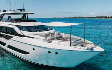 5 Palms by Ferretti – Private Superyacht Charter in the Turks and Caicos