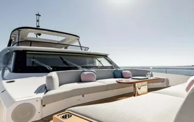 Viva II by Azimut – Private Superyacht Charter in Split