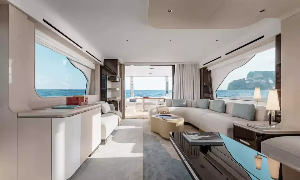DT 78, 2024 Azimut Fly 78, photo 2