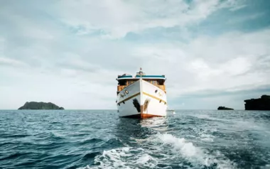 Magia 2 by Phinisi – Private Motor Sailer Charter in Komodo