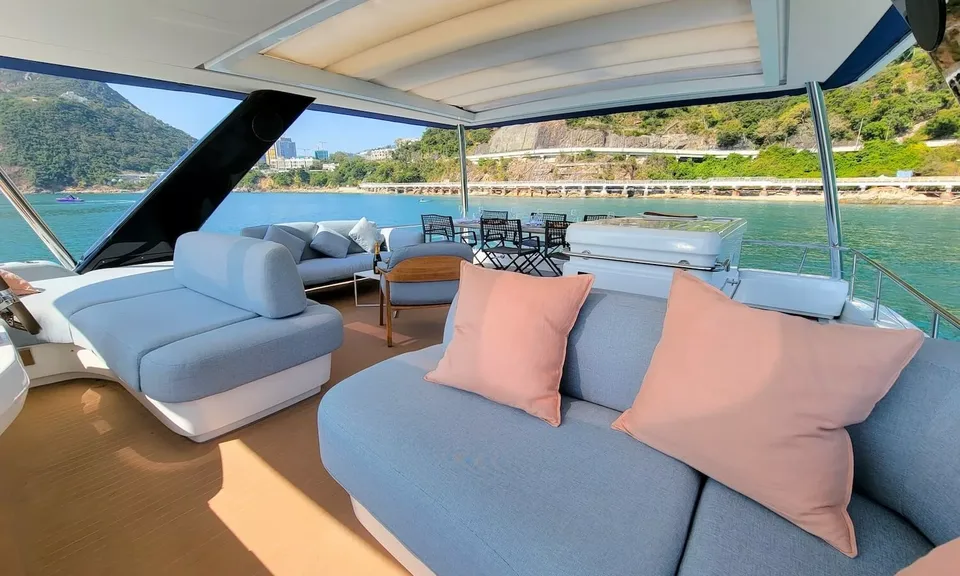 Blue Iris, 2023 Lagoon SIXTY 7, photo 5