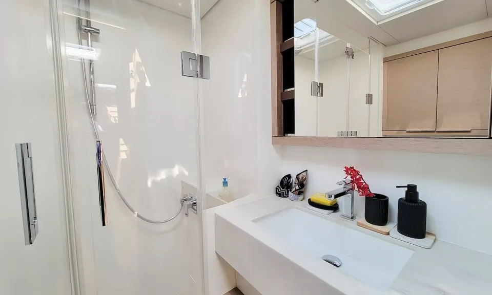 Blue Iris, 2023 Lagoon SIXTY 7, photo 15